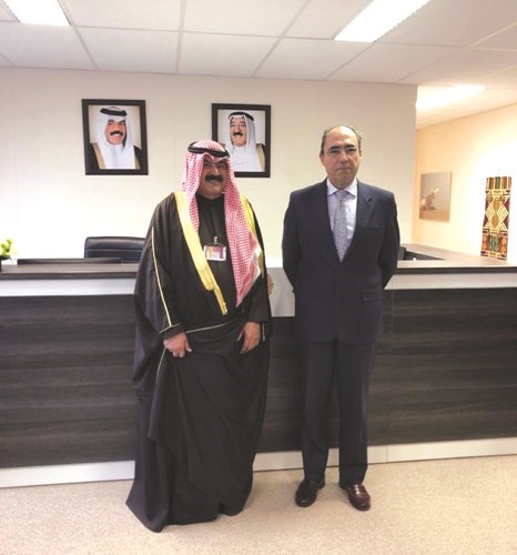 خالد الجارالله ومساعد أمين عام الناتو السفير اليخاندرو الفارغونزاليز﻿