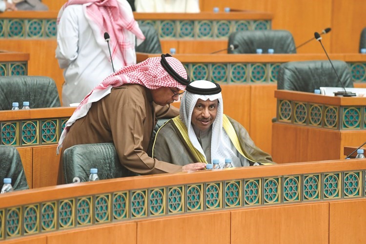 سمو رئيس الوزراء الشيخ جابر المبارك والشيخ خالد الجراح﻿