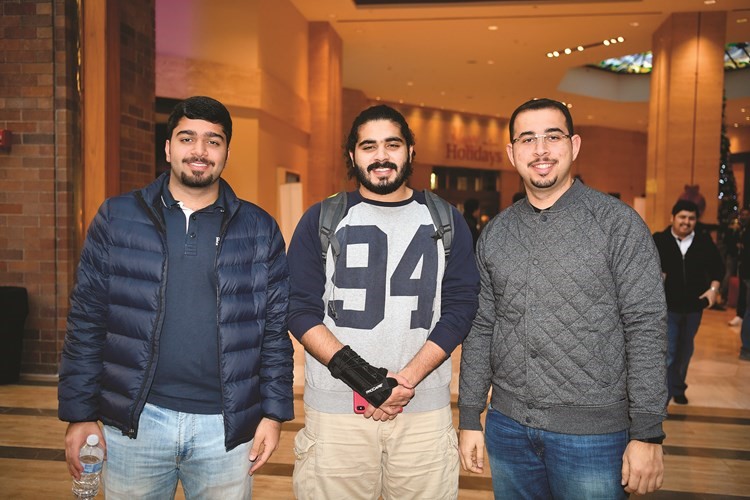 طلبتنا في أميركا: كلنا فخر.. والكويت عزوتنا