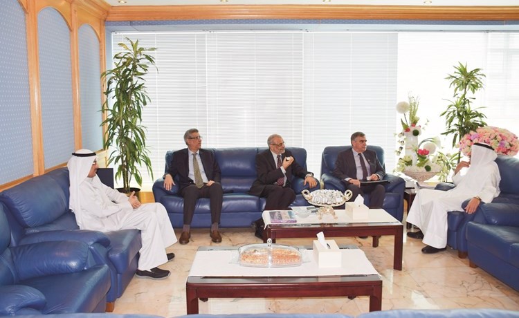 عبد البر: مخرجات البرامج الأكاديمية تضاهي نظائرها في الجامعات العالمية