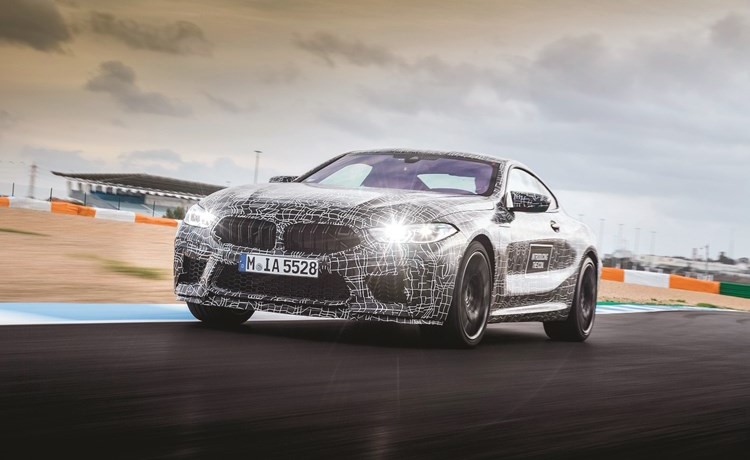 BMW M8 الجديدة في طريقها إلى الإنتاج