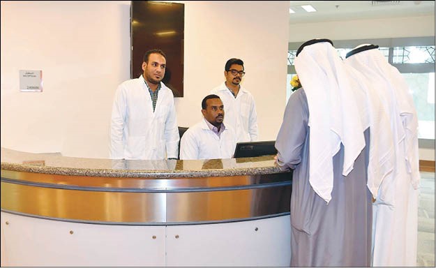 مباشرة استقبال المواطنين في مستشفى جابر            (قاسم باشا)