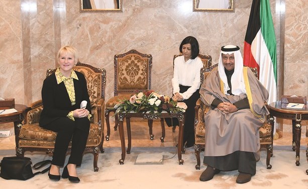 سمو رئيس مجلس الوزراء خلال استقباله وزيرة خارجية السويد مارغوت فالستروم﻿