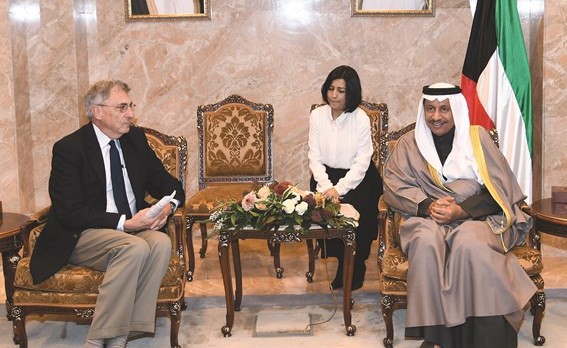 سمو رئيس الوزراء مستقبلا رئيس المجلس الاستشاري العلمي الدولي د.ريتشارد كاهن﻿