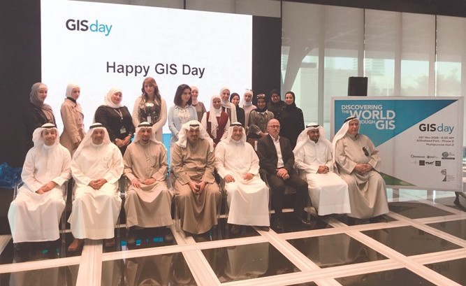 قسم علوم المعلومات بكلية علوم وهندسة الحاسوب يشارك باليوم العالمي لنظم المعلومات الجغرافية