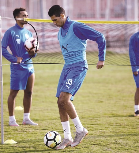 جانب من تدريبات الزمالك استعدادا لمواجهة المصري﻿