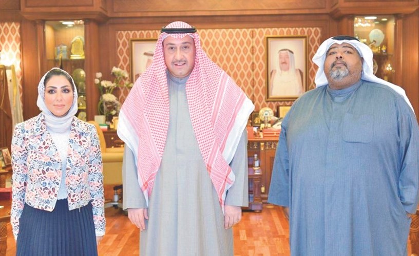 الشيخ فيصل الحمود مستقبلا د.خديجة أشكناني وم.عبدالله خسروه ﻿