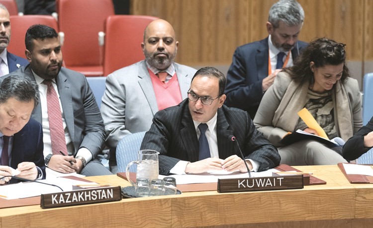 مندوبنا الدائم لدى الأمم المتحدة السفير منصور العتيبي	﻿