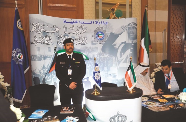 احد الأجنحة الكويتية المشاركة في المعرض ﻿