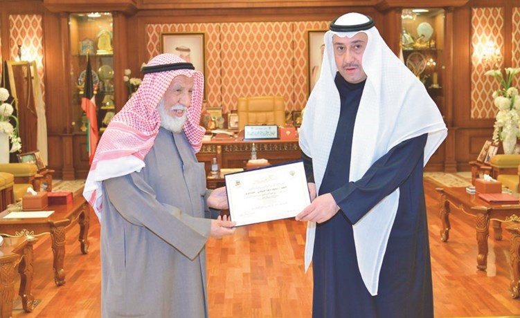 فيصل الحمود: تكريم المتميزين والمبدعين تقديراً لعطائهم وجهودهم