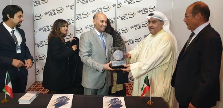 وتكريم أحمد بهبهاني	(ناصر عبدالسيد)﻿