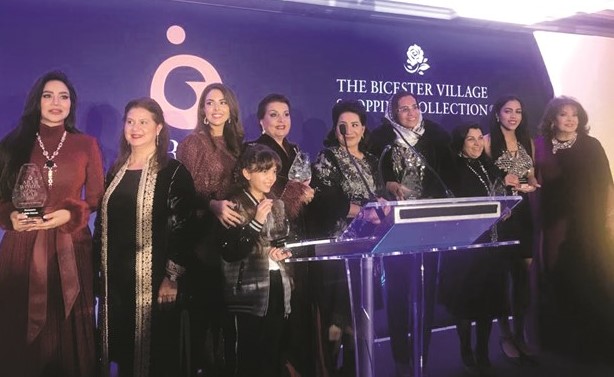 سعاد عبدالله مع الفائزات بجوائز المرأة العربية 2018﻿
