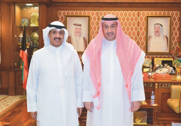 الحمود خلال استقباله دهيران أبا الخيل﻿