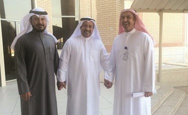 حسن الخضر وفهد العجمي وعادل المطيري خلال الجولة التفقدية﻿