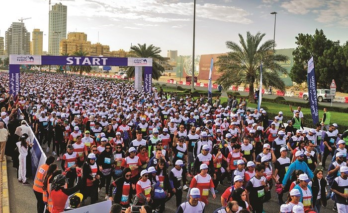 بالفيديو.. الآلاف شاركوا في سباق «الوطني» للمشي الـ 24