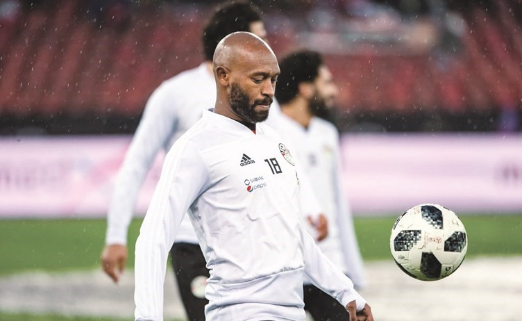 الأهلي حائر مع المدربين الأجانب.. ويفاوض «دونجا»