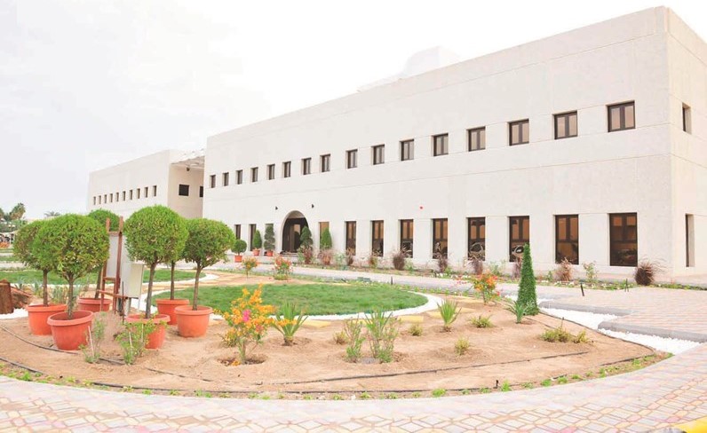 إدارة الإنشاءات والصيانة بجامعة الكويت تتسلم مشروع أعمال توسعة مبنى رقم SH-34 لإدارة مكتبة الطالب