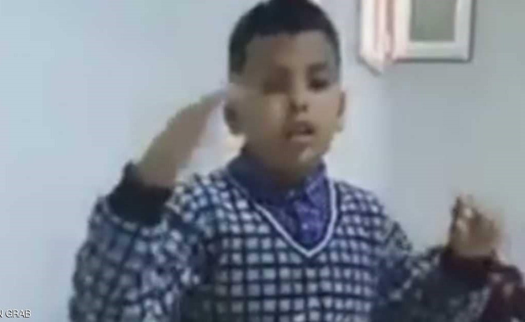 بالفيديو.. طفل عربي يُجري عمليات حسابية بسرعة مذهلة