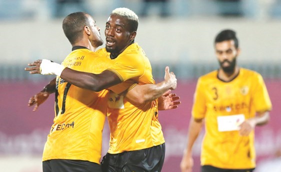 الأصفر يسعى للحفاظ على لقبه﻿