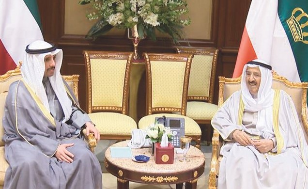صاحب السمو الأمير الشيخ صباح الأحمد مستقبلا مرزوق الغانم	﻿