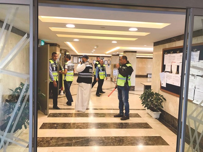 تنفيذ تمرين إخلاء وهمي بسكن الطلبة الجديد بلوك رقم 4 بموقع الجامعة بالشويخ