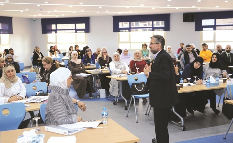 د.يوسف سعادة متحدثا﻿