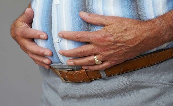 جهاز يثبت في المعدة لخداع الدماغ والقضاء على السمنة!
