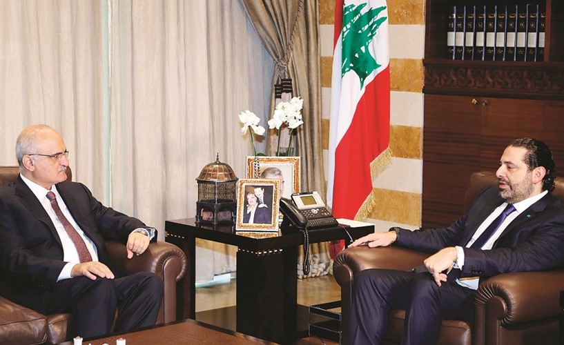 رئيس الحكومة المكلف سعد الحريري مستقبلا وزير المالية علي حسن خليل في بيت الوسط	(محمود الطويل)﻿