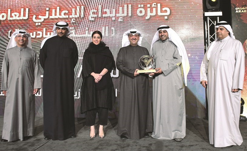 محمد الجبري مكرما وليد الخشتي وفريق زين بحضور ماضي الخميس﻿