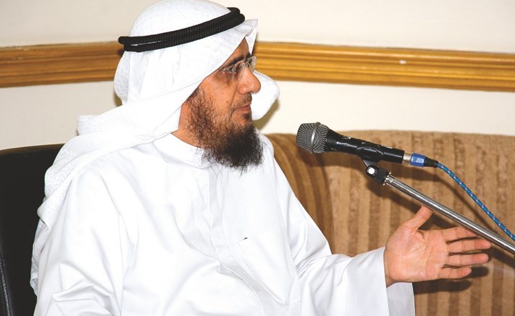 طارق العيسى ﻿