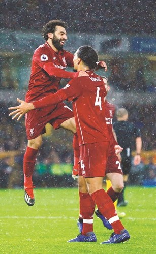 ليفربول يضمن «صدارة الميلاد».. بالاس يسقط مان سيتي.. وليستر يهزم تشلسي