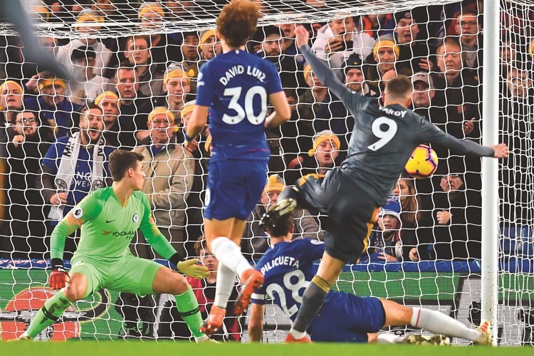 ليفربول يضمن «صدارة الميلاد».. بالاس يسقط مان سيتي.. وليستر يهزم تشلسي