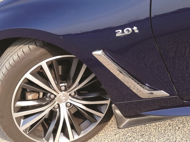 إنفينيتي Q60 كوبيه روح رياضية