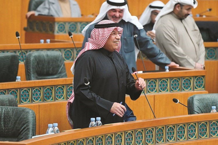 نائب رئيس مجلس الوزراء ووزير الداخلية الشيخ خالد الجراح متحدثا﻿