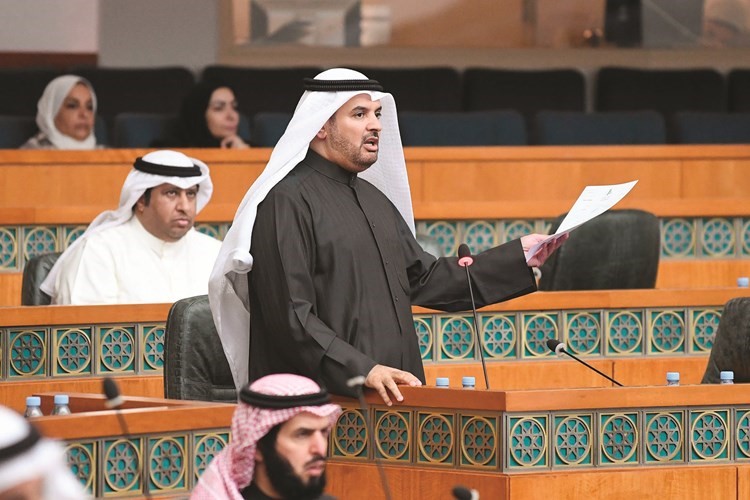 حمدان العازمي﻿