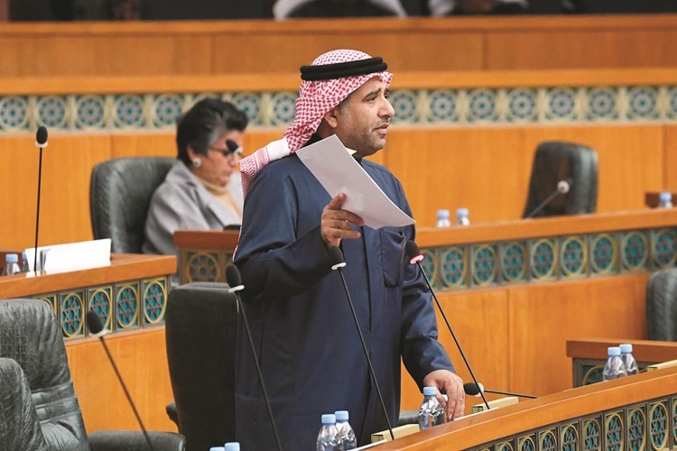 د. عودة الرويعي متحدثا﻿