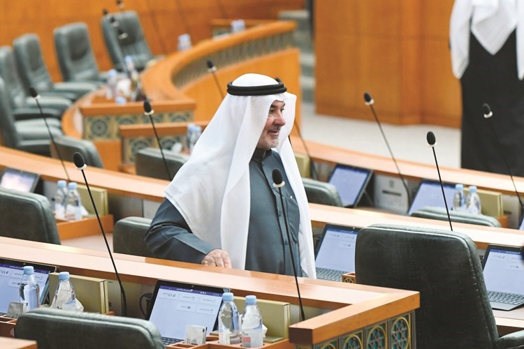 صالح عاشور﻿