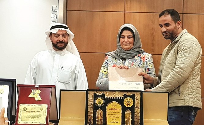 قسم الكيمياء احتفى بأعضاء هيئة التدريس والإداريين المتقاعدين