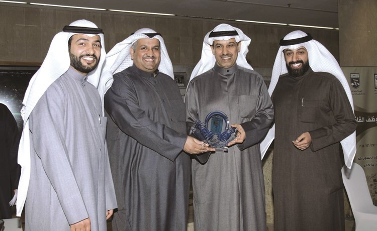 نقابة العاملين بهيئة الرياضة احتفت بالدكتور حمود فليطح﻿
