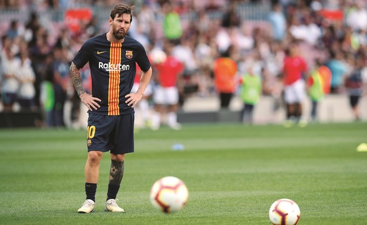 «البرغوث» يتحكم في مصير مدربي برشلونة