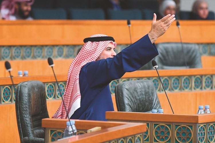 حمدان العازمي﻿