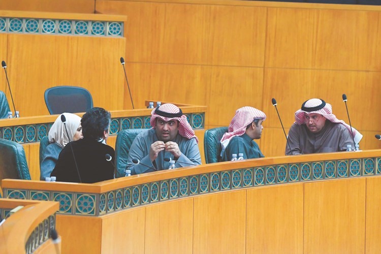 محمد الهدية وخالد الفاضل وخالد الروضان وحديث مع مريم العقيل وصفاء الهاشم﻿