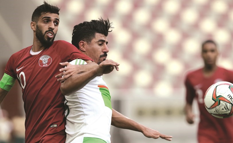مهاجم الجزائر بغداد بونجاح هز الشباك القطرية﻿