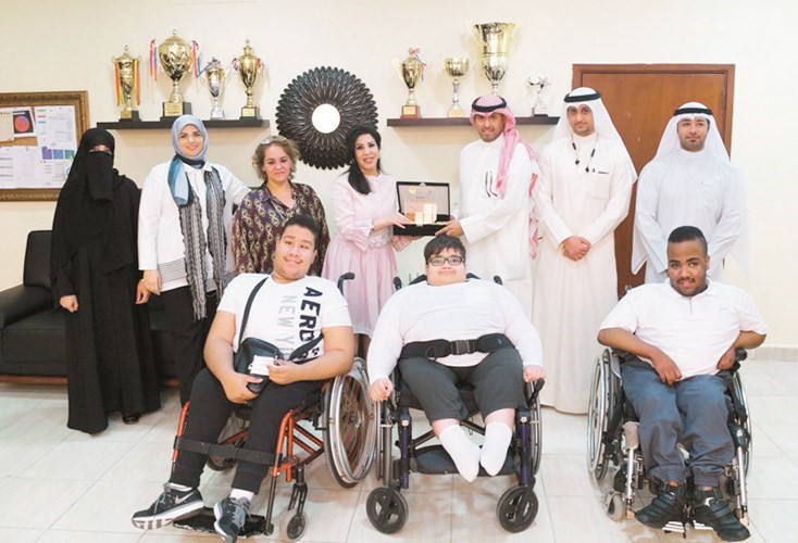 رعاية حفل تخرج طلاب مدرسة الرجاء﻿