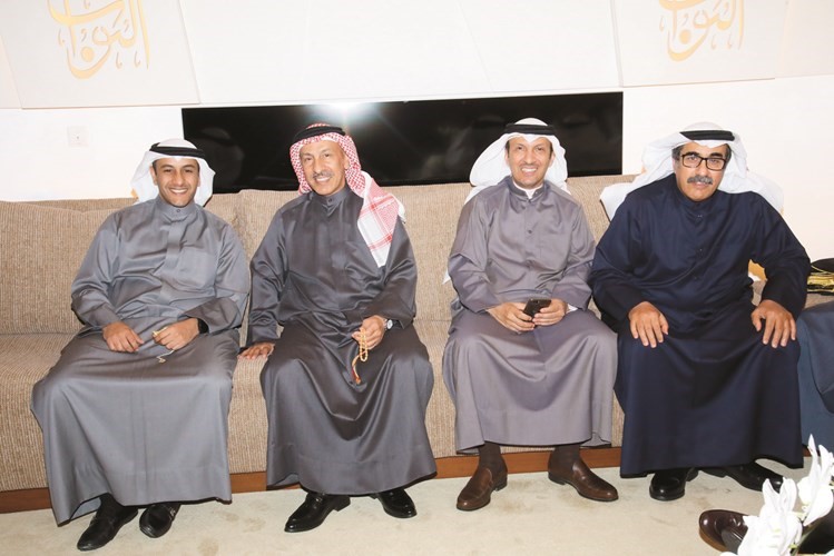 سلمان الشملان وفيصل الذكير ونوري الذكير وعبدالرحمن نوري الذكير﻿