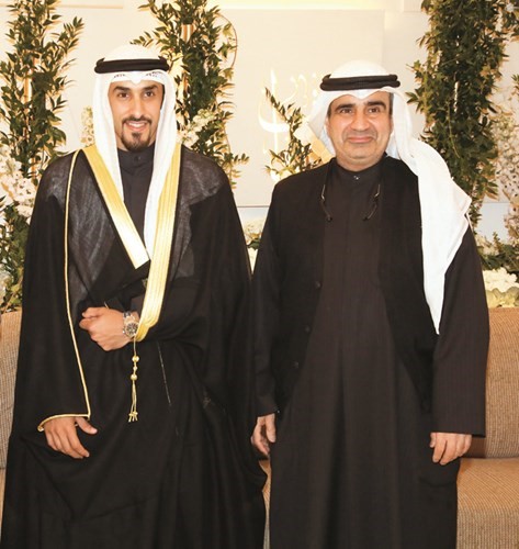 محمد البرجس يهنئ المعرس خالد الذكير﻿