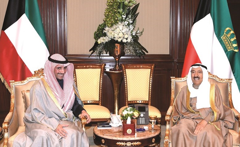 صاحب السمو الأمير الشيخ صباح الأحمد مستقبلا رئيس مجلس الأمة مرزوق الغانم	﻿