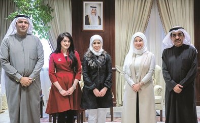 د.جنان بوشهري وبدر الوقيان مع المهندستين م.بدور الشراح وم.أمواج الضاحي﻿