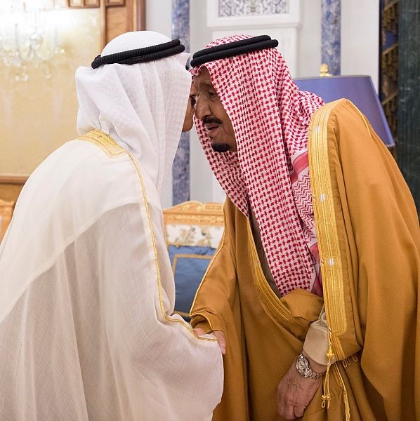 خادم الحرمين الشريفين يستقبل ثامر الجابر بمناسبة انتهاء فترة عمله سفيراً للكويت لدى المملكة