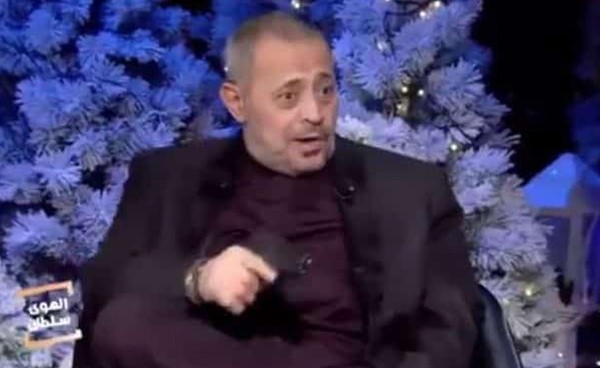 بالفيديو.. جورج وسوف يطلق النار خلال برنامج على الهواء